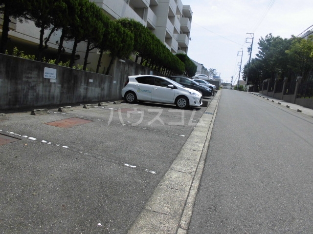 22/29 駐車場