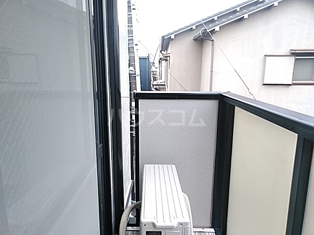 15/28 バルコニー