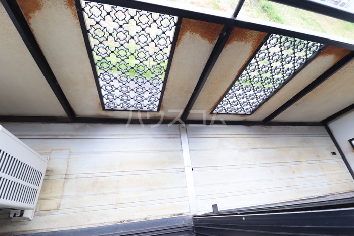 13/27 バルコニー