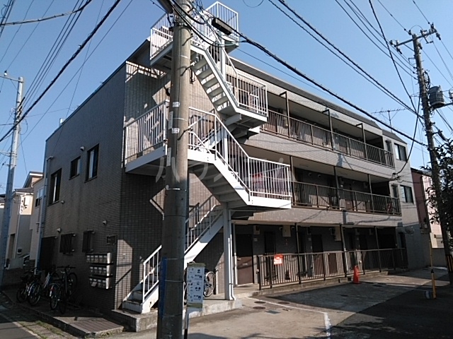 14/23 エントランス