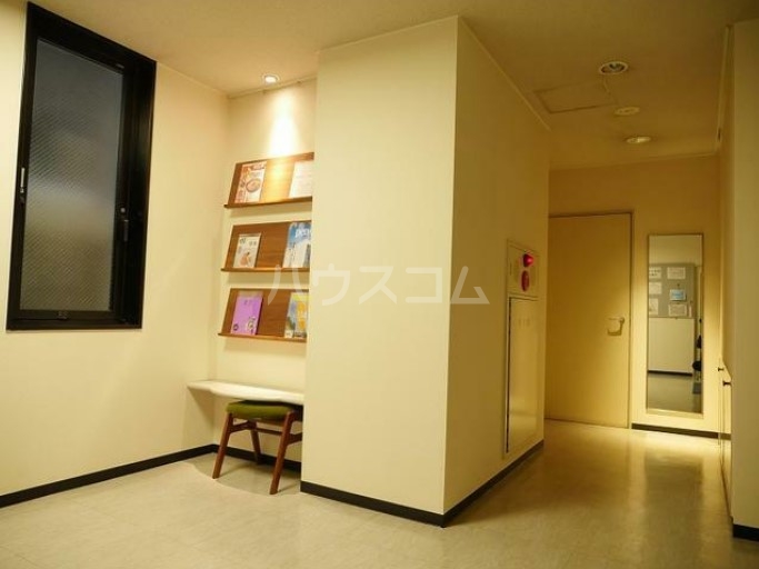 17/24 エントランス