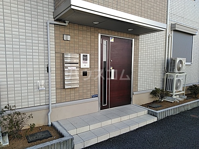 2/10 エントランス