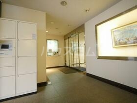 22/29 エントランス