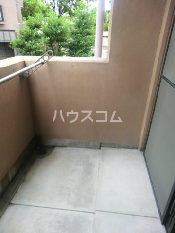19/28 バルコニー