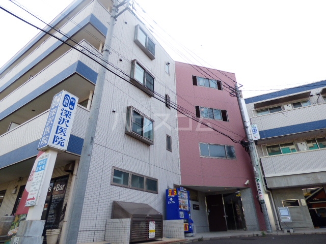 22/30 エントランス