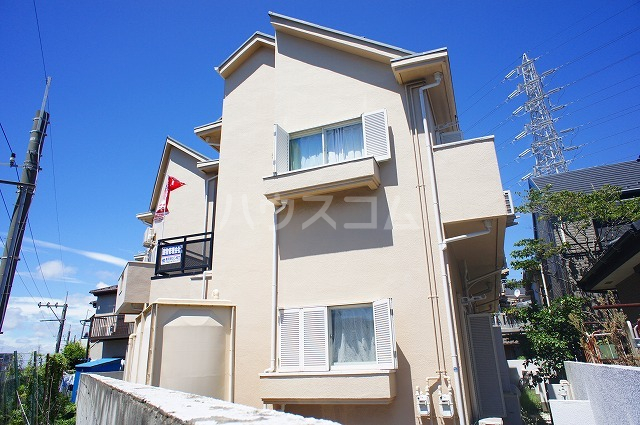 25/30 エントランス