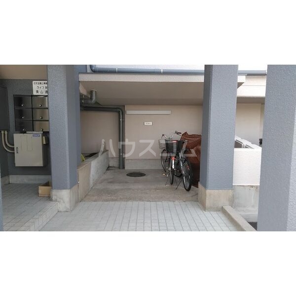 13/21 エントランス