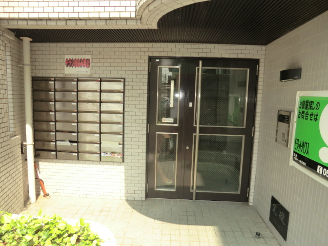 15/25 エントランス