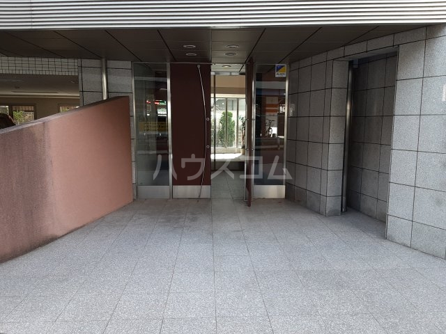 3/7 エントランス