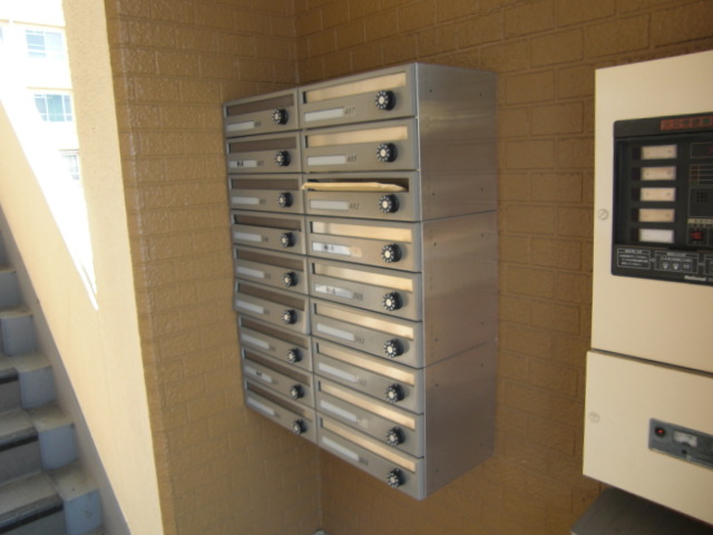 22/26 エントランス