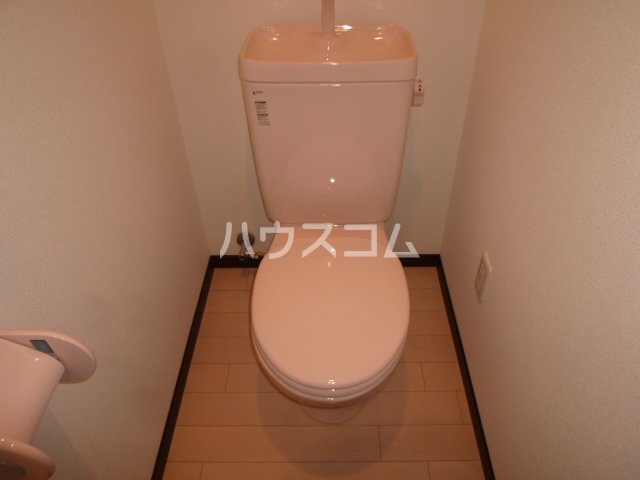 13/30 トイレ