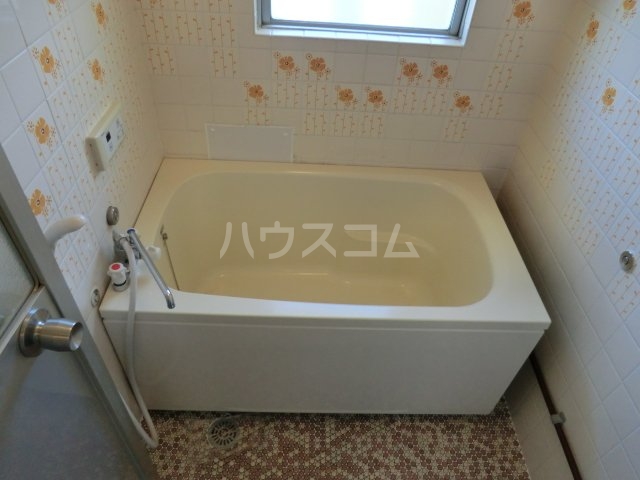 14/30 浴室
