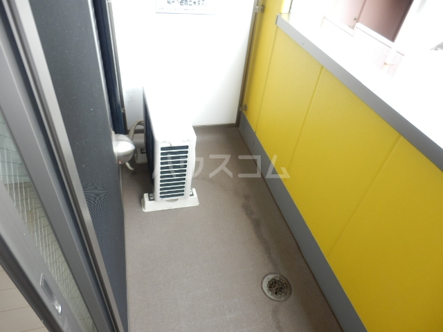 20/30 バルコニー