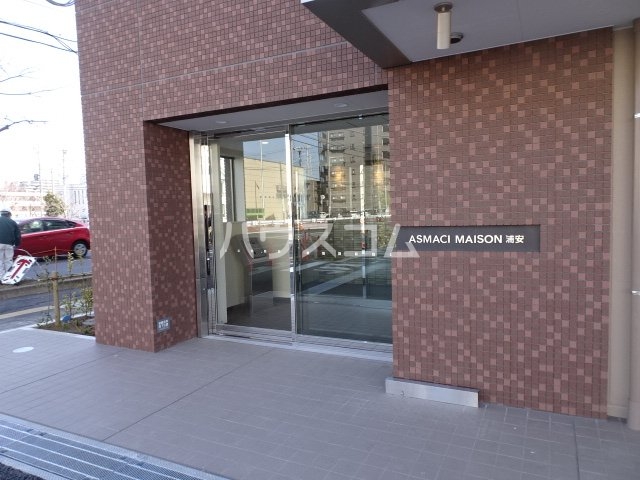 15/21 エントランス