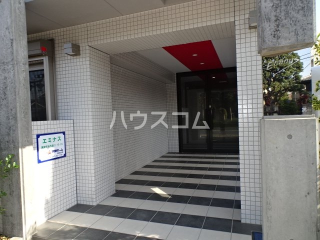 19/25 エントランス