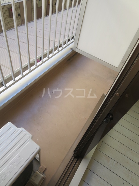 13/30 バルコニー