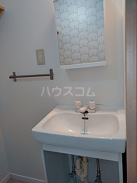13/30 洗面