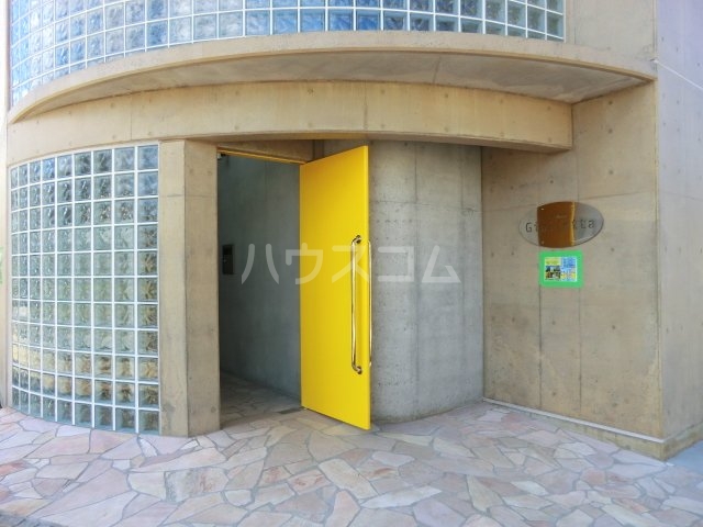 2/10 エントランス