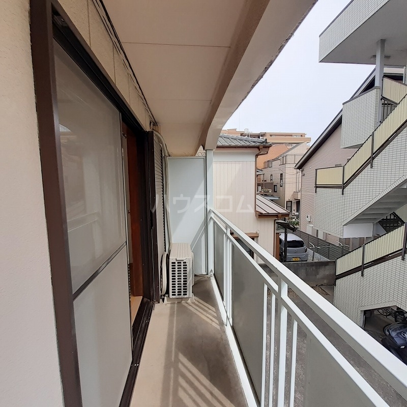 16/28 バルコニー