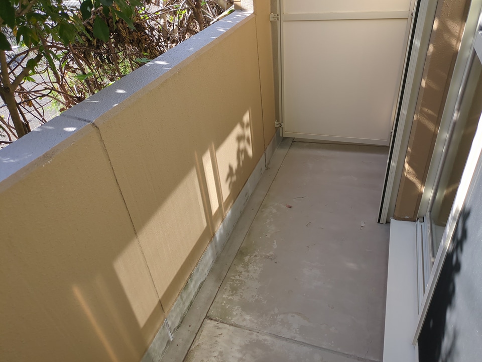 13/21 バルコニー