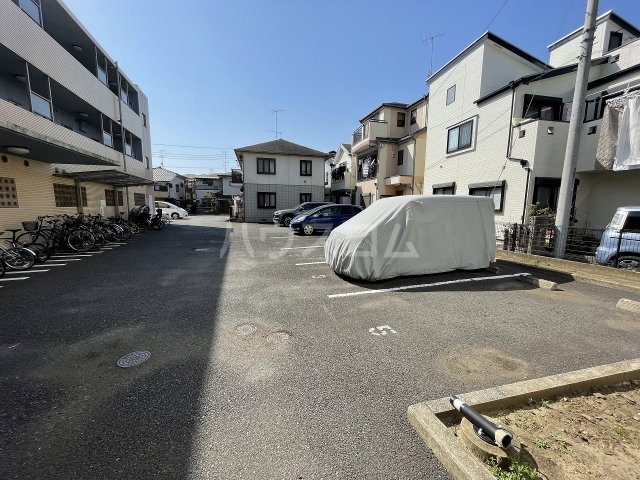 22/25 駐車場
