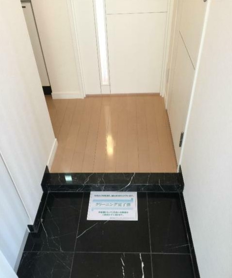 5/30 玄関