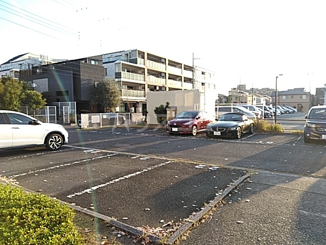 17/26 駐車場