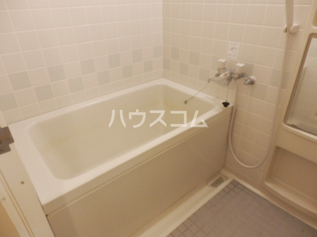 14/30 浴室