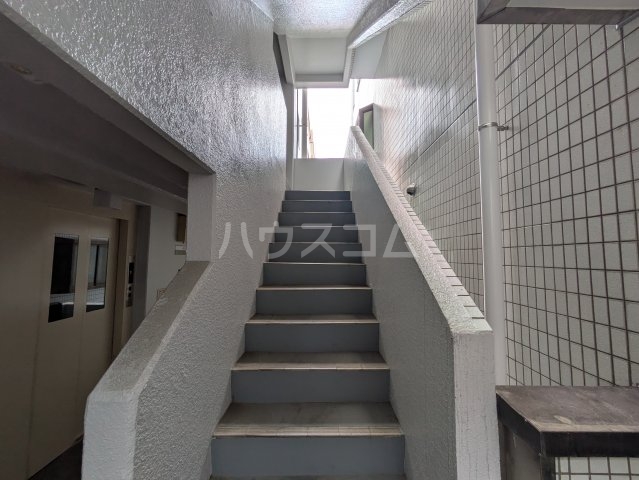 3/7 エントランス