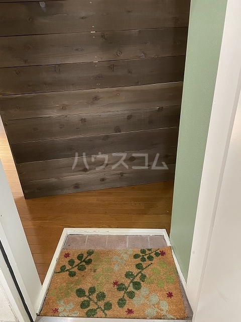 13/30 玄関