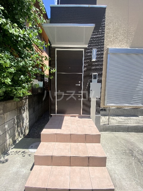 2/10 エントランス