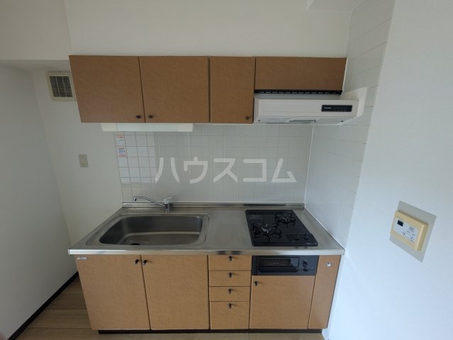 15/30 キッチン