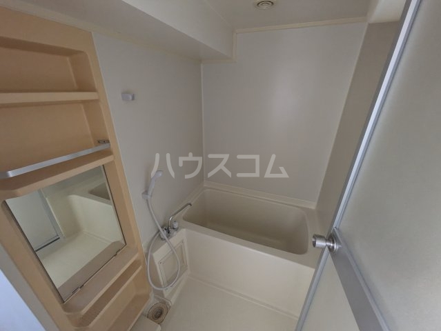 16/30 浴室