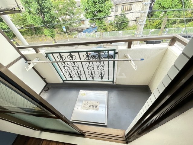 13/18 バルコニー