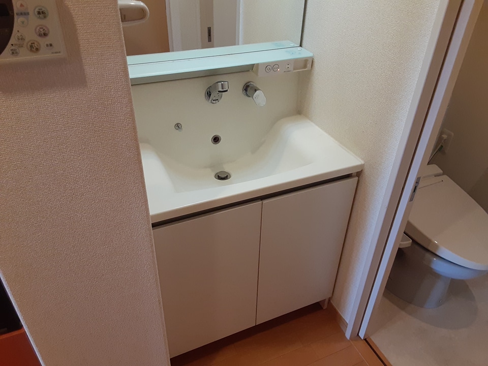 16/30 洗面