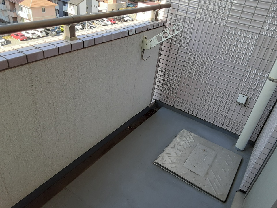 23/30 バルコニー