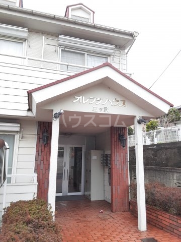 28/29 エントランス