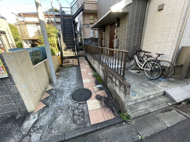 21/24 エントランス