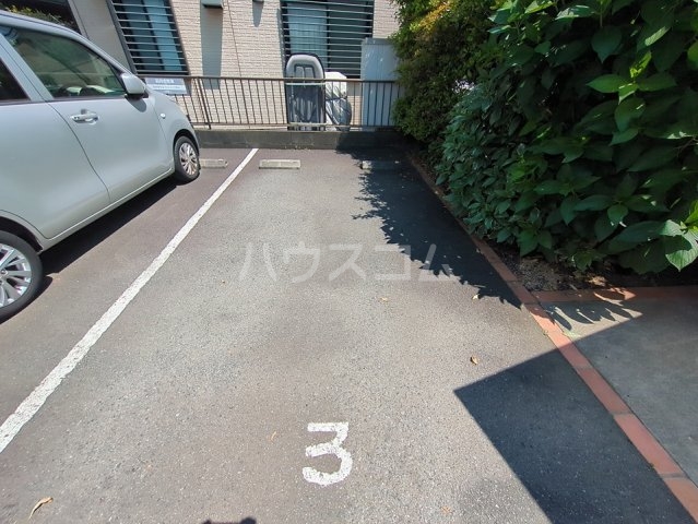 22/30 駐車場