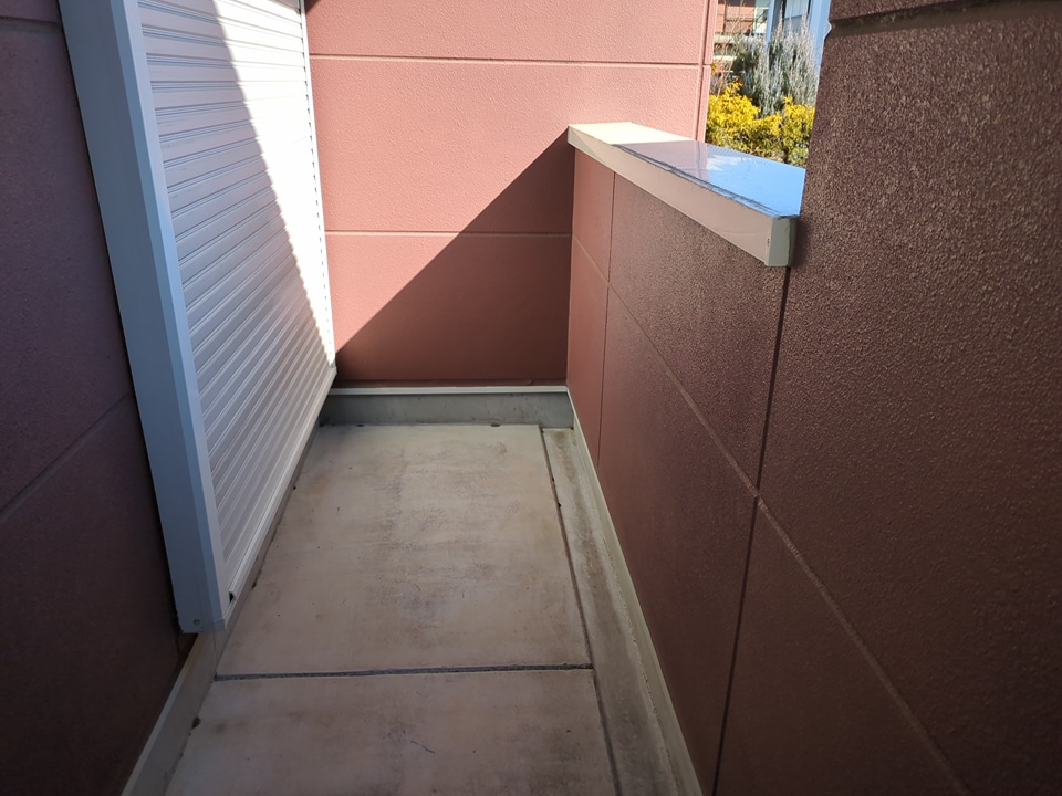 20/30 バルコニー