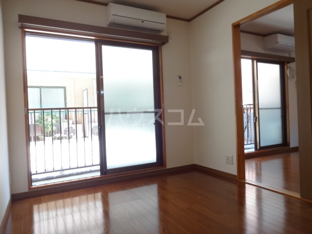 18/26 バルコニー