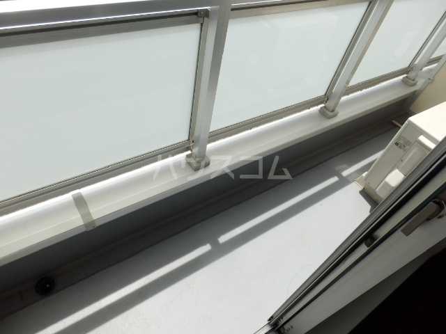 18/27 バルコニー