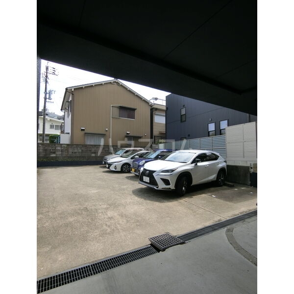 4/12 駐車場