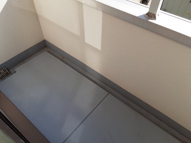 16/22 バルコニー