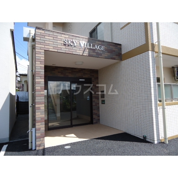 13/23 エントランス