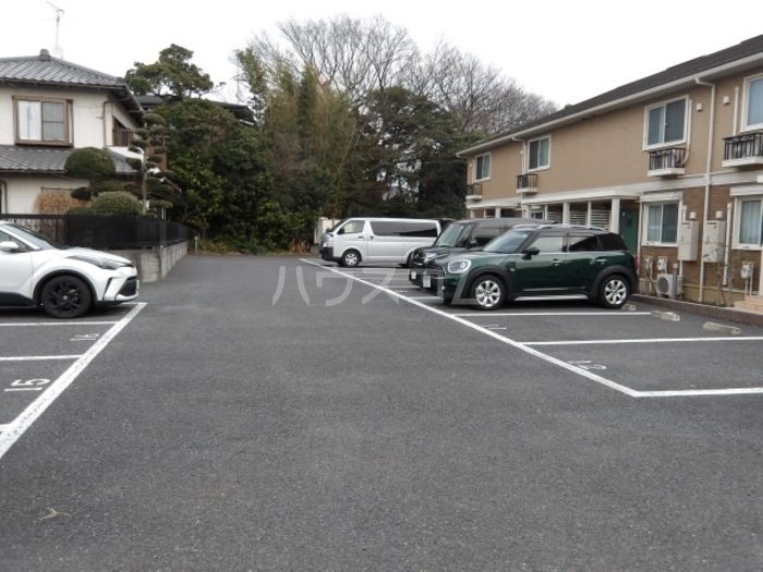8/18 駐車場