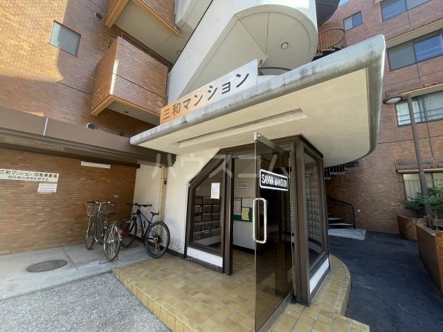 2/7 エントランス