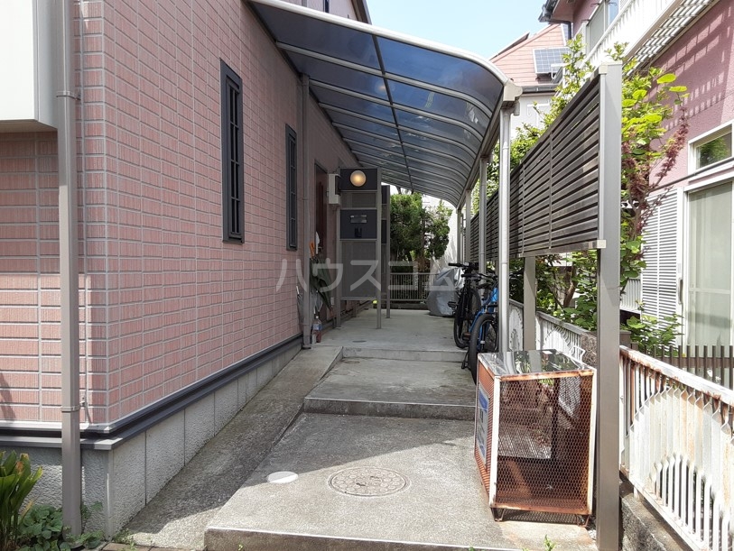 29/30 エントランス