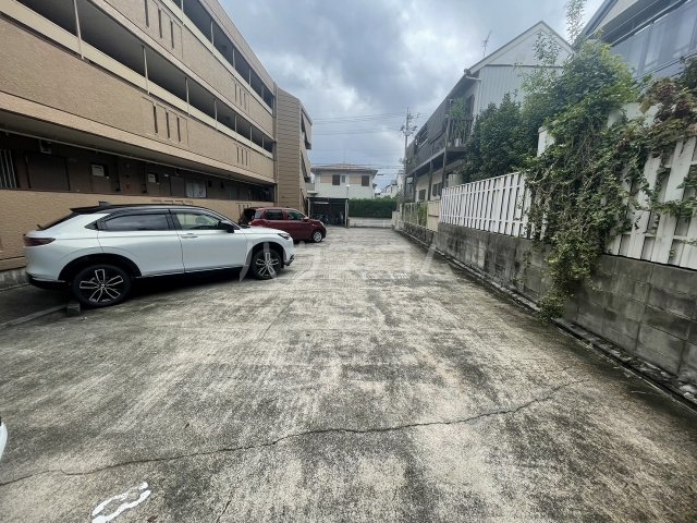 22/22 駐車場