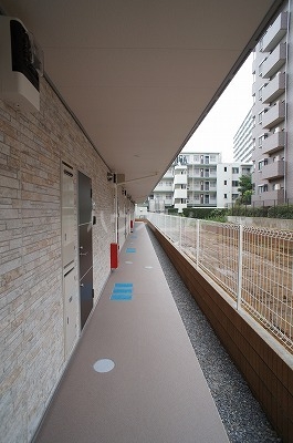 19/28 エントランス